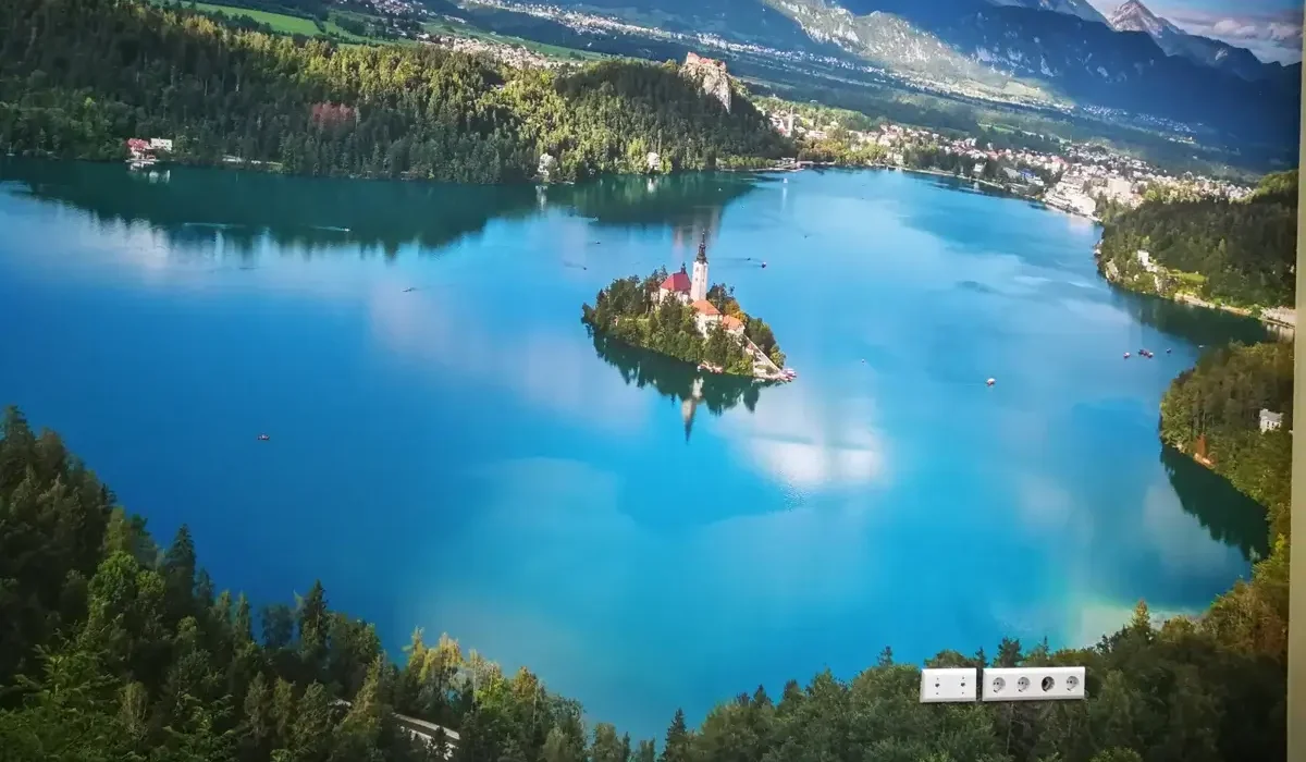 Pokleyka_fotoshpaler_office_ozero